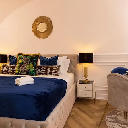 Apartment Luxury Flat Duomo E Metro A 5min